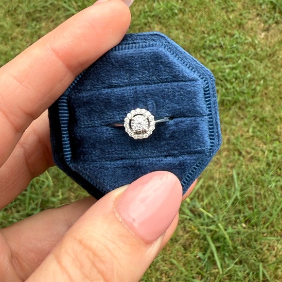 Promise Ring - Picture 4 of 4